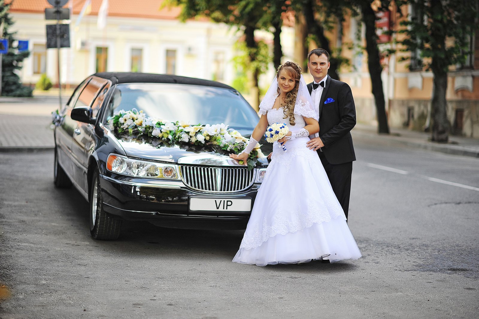 Depositphotos_89610598_XLc Denver Wedding Limo